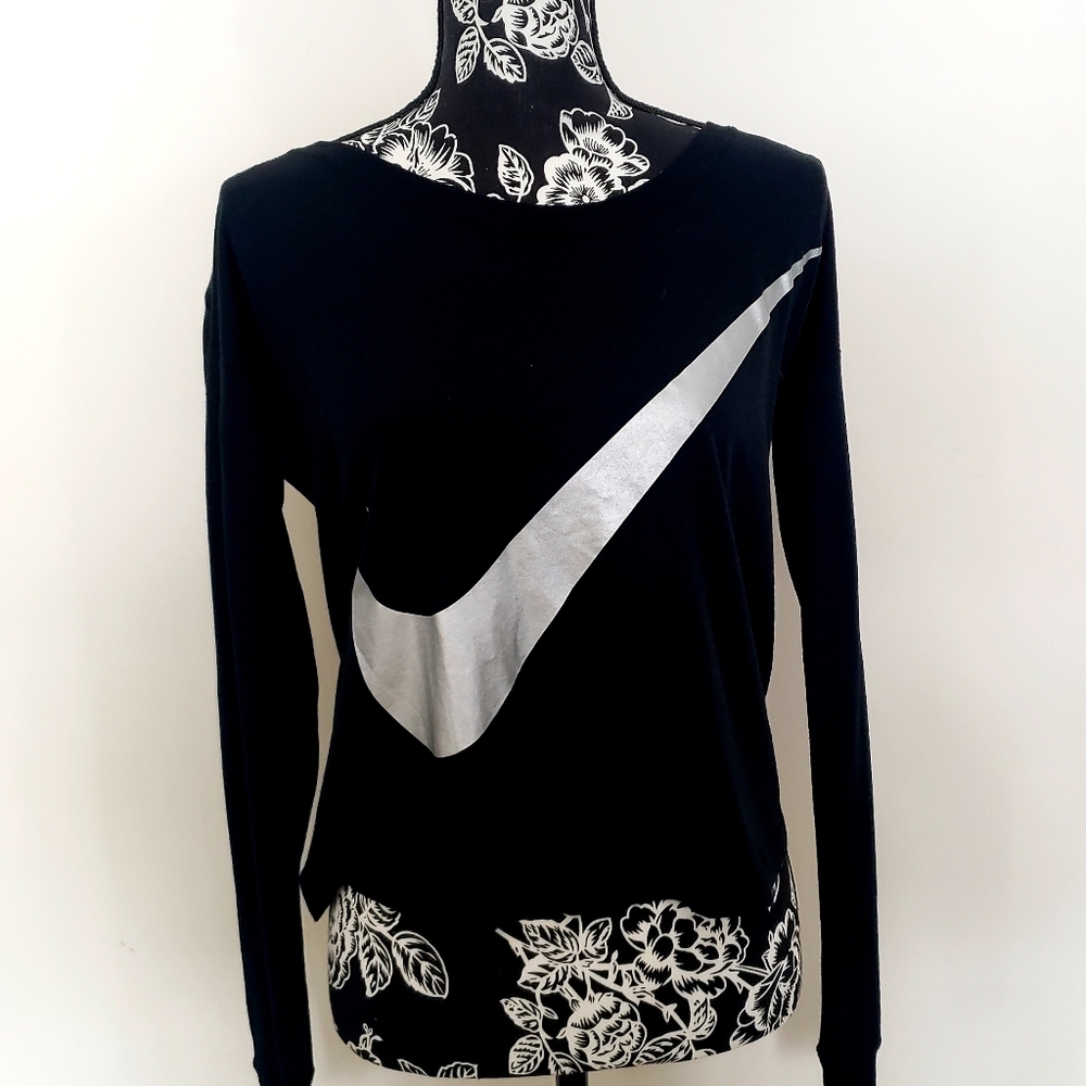 Nike long-sleeve
